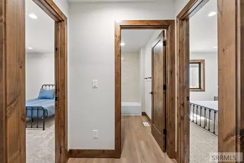 Entry Way - 84 Lookout Cir, Irwin, ID 83428 photo 4 of 6
