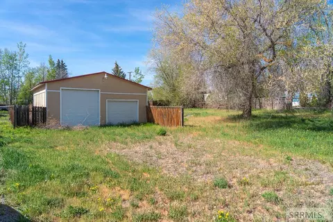 430 W 6th S, St Anthony, ID 83445