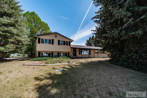 1230 N 45th W, Idaho Falls, ID 83402