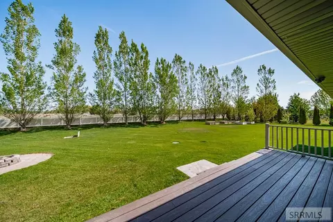 Exterior - 4219 E Blackstone Dr, Rigby, ID 83442 photo 8 of 17