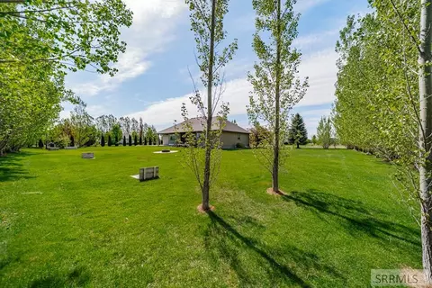 Exterior - 4219 E Blackstone Dr, Rigby, ID 83442 photo 17 of 17
