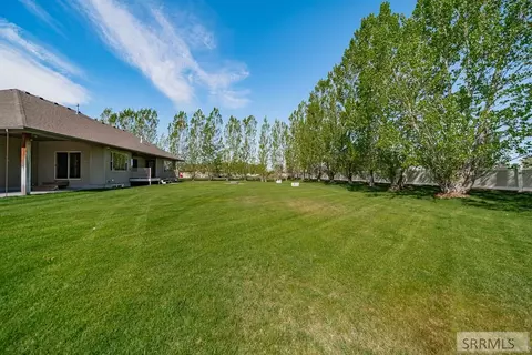 Exterior - 4219 E Blackstone Dr, Rigby, ID 83442 photo 13 of 17