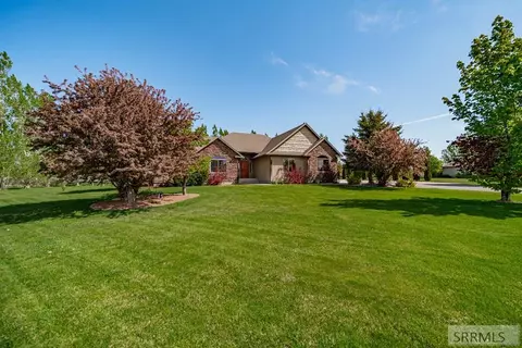Exterior - 4219 E Blackstone Dr, Rigby, ID 83442 photo 2 of 17