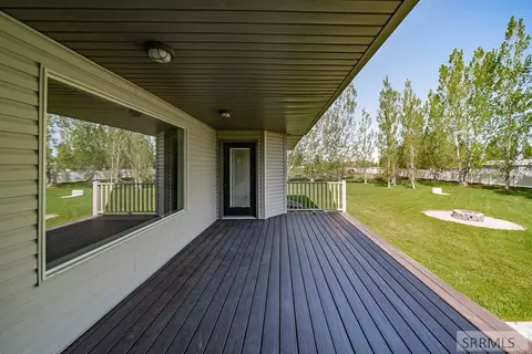 Exterior - 4219 E Blackstone Dr, Rigby, ID 83442 photo 6 of 17