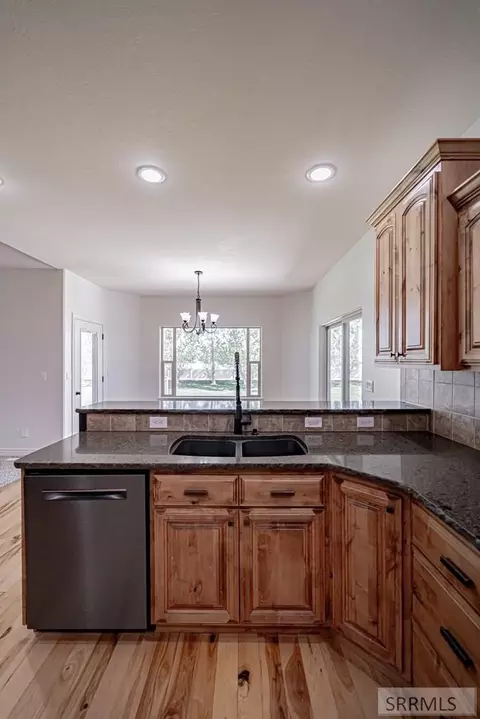 Kitchen - 4219 E Blackstone Dr, Rigby, ID 83442 photo 7 of 7