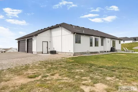 Exterior - 7232 Middle Fork Rd, Idaho Falls, ID 83406 photo 6 of 10