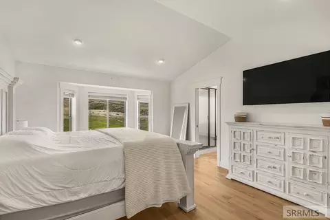Bedroom - 7232 Middle Fork Rd, Idaho Falls, ID 83406 photo 2 of 13