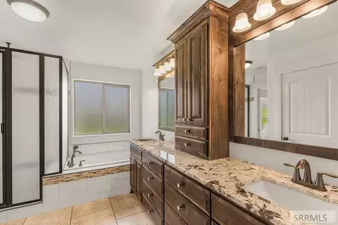 Bath - 7232 Middle Fork Rd, Idaho Falls, ID 83406 photo 1 of 3