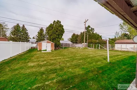 Exterior - 143 Dove Ave, Rigby, ID 83442 photo 3 of 4