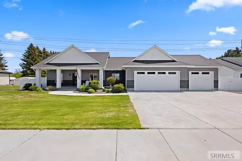 775 Sunset Ct, Shelley, ID 83274
