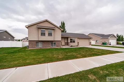 3750 Ridgeland Dr, Idaho Falls, ID 83401