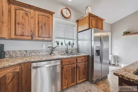Kitchen - 4353 E 278 N, Rigby, ID 83442 photo 2 of 3