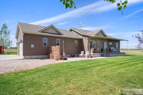 Exterior - 4353 E 278 N, Rigby, ID 83442 photo 5 of 7