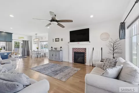 Living - 681 N 2876 E, Roberts, ID 83444 photo 1 of 1