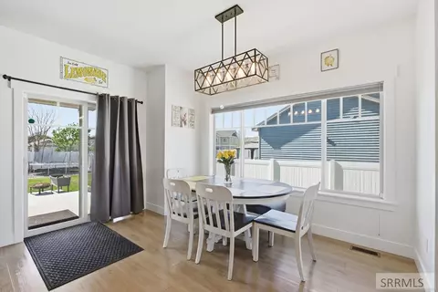 Dining - 681 N 2876 E, Roberts, ID 83444 photo 1 of 1