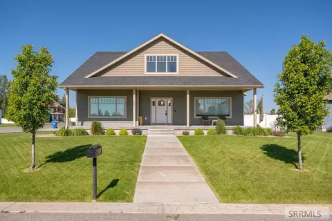 681 N 2876 E, Roberts, ID 83444