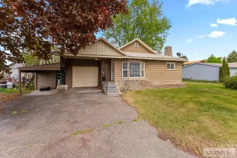 658 N 3550 E, Menan, ID 83434
