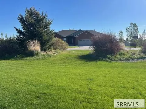 Exterior - 4035 Molly Dr, Rexburg, ID 83440 photo 2 of 6