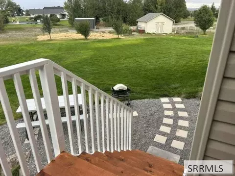 Exterior - 4035 Molly Dr, Rexburg, ID 83440 photo 5 of 6