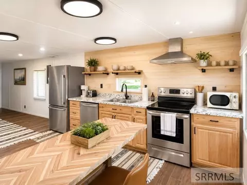 3767 Lodgepole Ln, Island Park, ID 83429