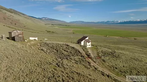 2040 Pahsimeroi Rd, May, ID 83253