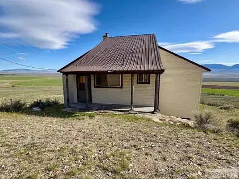 Exterior - 2040 Pahsimeroi Rd, May, ID 83253 photo 3 of 8