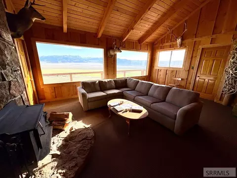 Living - 2040 Pahsimeroi Rd, May, ID 83253 photo 4 of 5
