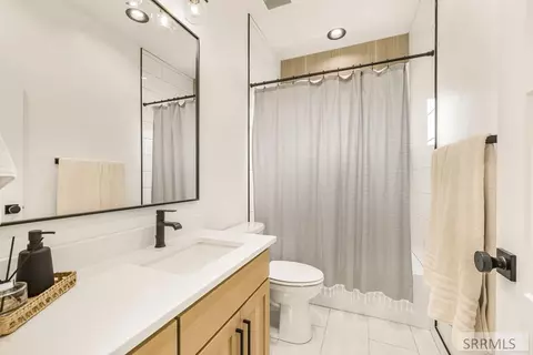 Bath - 4109 E 218 N, Rigby, ID 83442 photo 1 of 5