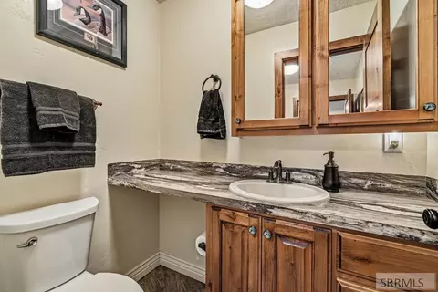 Bath - 1050 Widdison Ln, Rexburg, ID 83440 photo 5 of 5