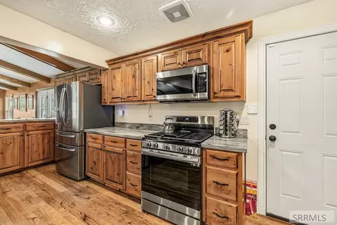 Kitchen - 1050 Widdison Ln, Rexburg, ID 83440 photo 3 of 7