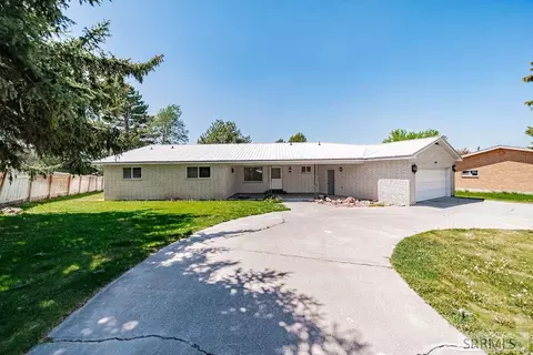 Exterior - 330 S 4th E, Rexburg, ID 83440 photo 3 of 7