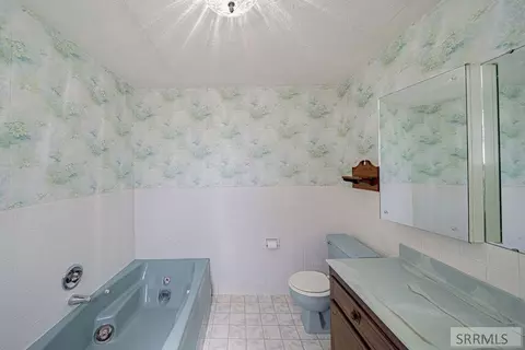 Bath - 330 S 4th E, Rexburg, ID 83440 photo 3 of 4