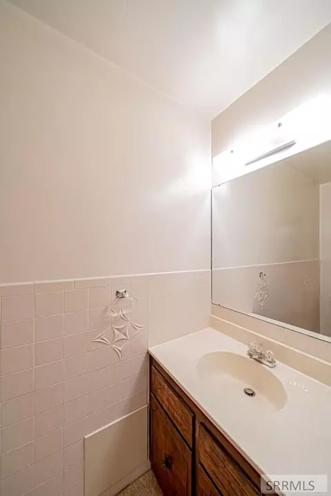 Bath - 330 S 4th E, Rexburg, ID 83440 photo 4 of 4