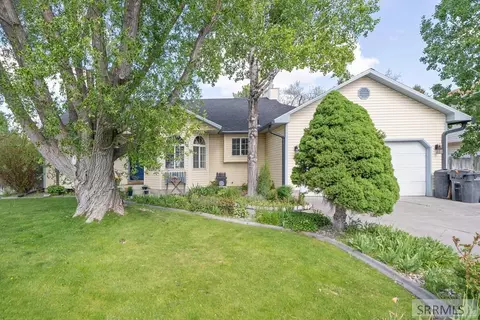 1089 Lowell Dr, Idaho Falls, ID 83402