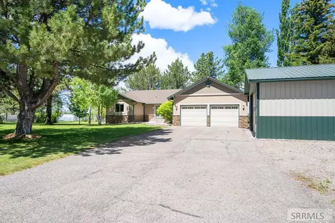 4950 W Foxtrail Ln, Idaho Falls, ID 83402