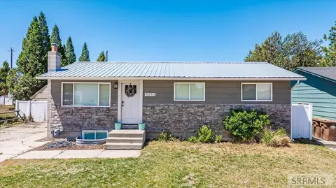 4593 Sawtooth St, Chubbuck, ID 83202
