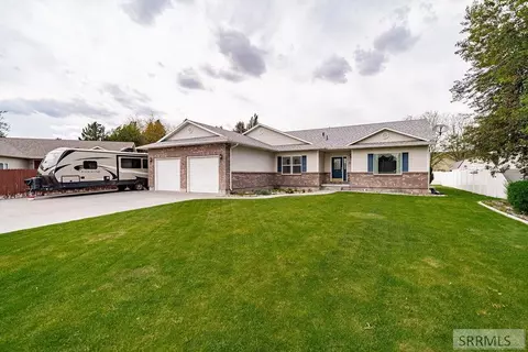 1337 Oma Jeane Dr, Idaho Falls, ID 83402