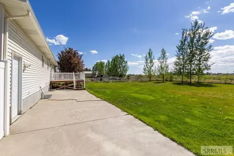 Exterior - 389 N 4050 E, Rigby, ID 83442 photo 2 of 8