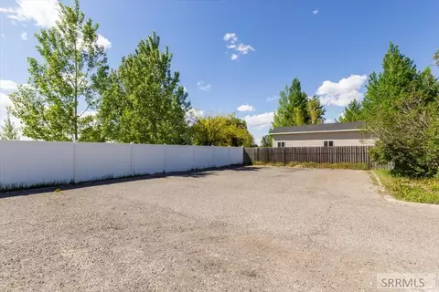 Exterior - 389 N 4050 E, Rigby, ID 83442 photo 8 of 8