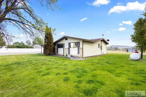 Exterior - 624 W Tyhee Rd, Pocatello, ID 83202 photo 2 of 11