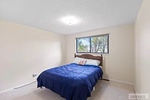 Bedroom - 624 W Tyhee Rd, Pocatello, ID 83202 photo 4 of 5
