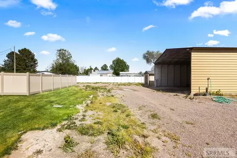 Exterior - 624 W Tyhee Rd, Pocatello, ID 83202 photo 10 of 11