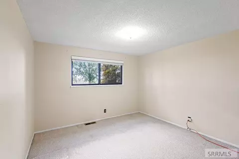 Bedroom - 624 W Tyhee Rd, Pocatello, ID 83202 photo 5 of 5