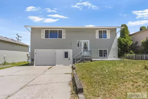 1066 Rocky Point Rd, Pocatello, ID 83204