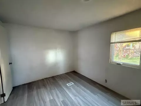 5571 E Iona Rd, Iona, ID 83427 photo 15