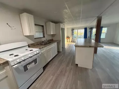 5571 E Iona Rd, Iona, ID 83427 photo 5