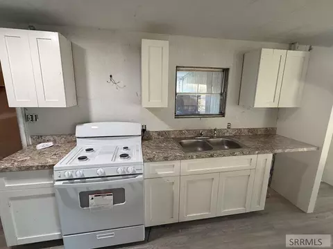 5571 E Iona Rd, Iona, ID 83427 photo 4