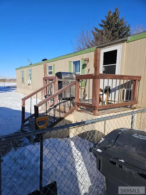 2071 Bristlecone Ln, Idaho Falls, ID 83401