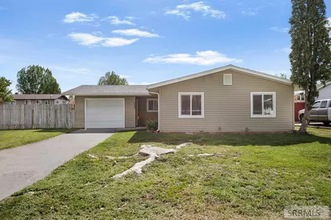 565 Cardinal Dr, Shelley, ID 83274