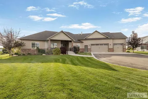 Exterior - 429 N 3836 E, Rigby, ID 83442 photo 1 of 11